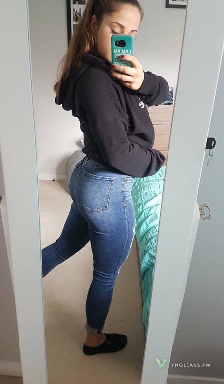 Toni Paras only fans review