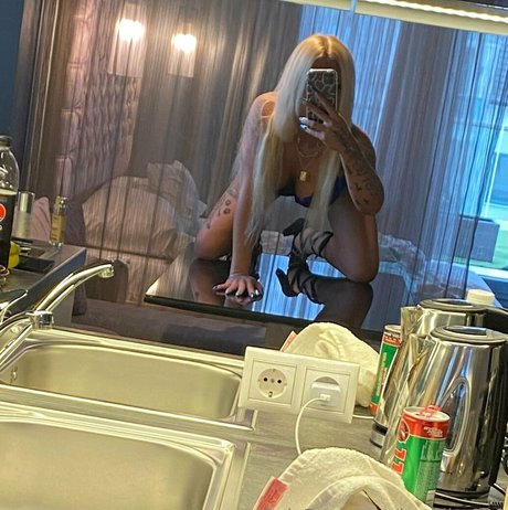 barbika000 onlyfans leaked nudes