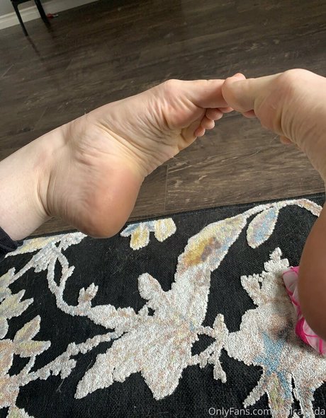 realcanadaali nude only fans leaks