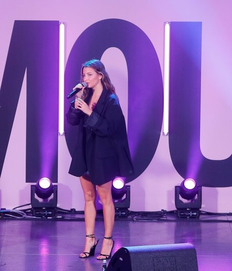 gay male onlyfans free nude pic