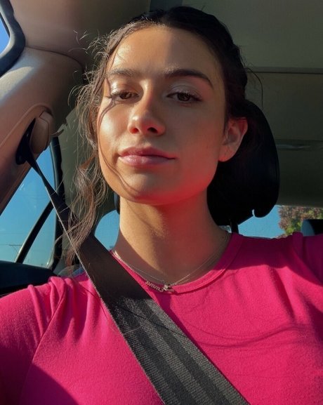 Emma Trout onlyfans leaked pictures