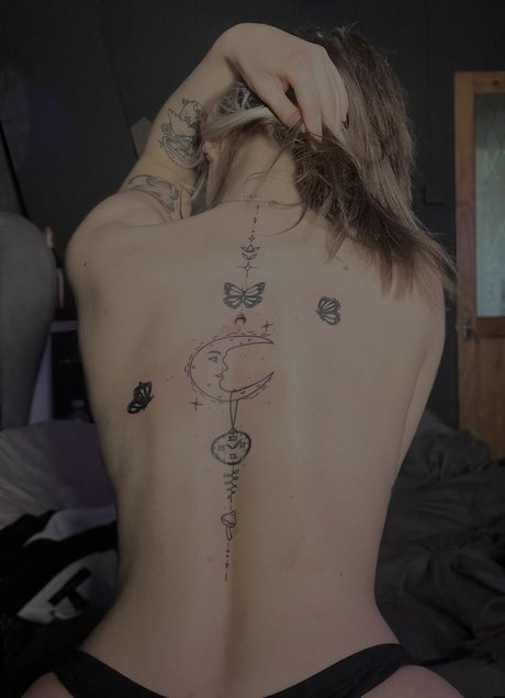 naiadeityy leaks only fans