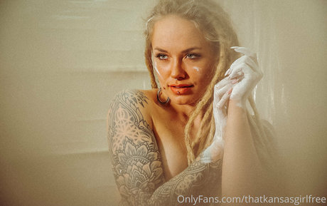 thatkansasgirlfree xxx onlyfans
