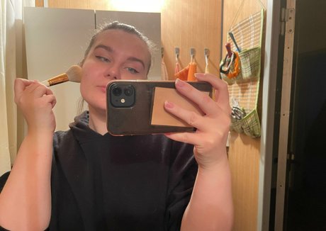 chubbynixiesin onlyfans star