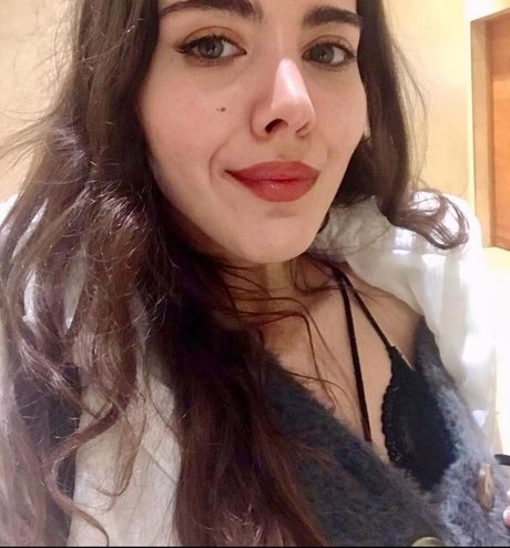 Selin Celikdelen onlyfans leaked