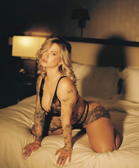 The 21 Laws naked onlyfans