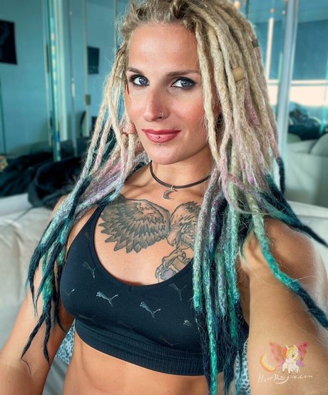 Hottrayne onlyfans archives