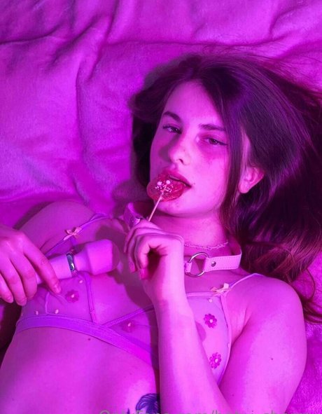 baby cherrry onlyfans leaked.