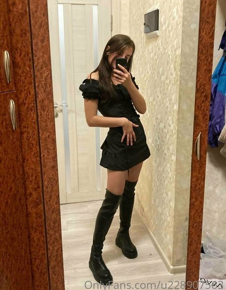 baby cherrry onlyfans leaked porn