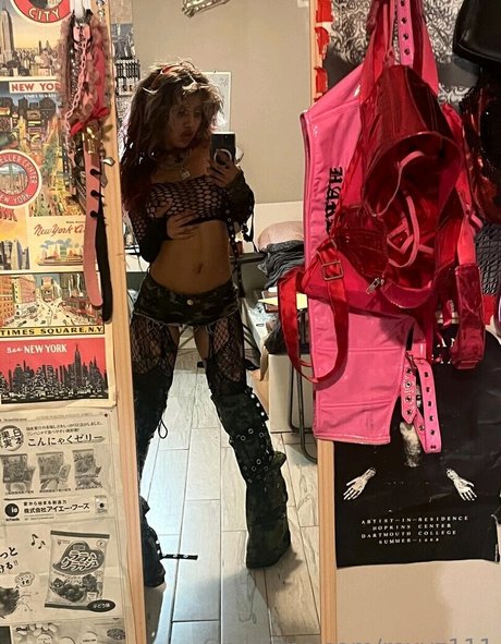 Roxyz111 nude onlyfans