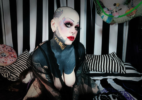 msrazorde only fans naked