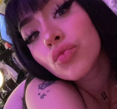 crystallxhub onlyfans nude pictures