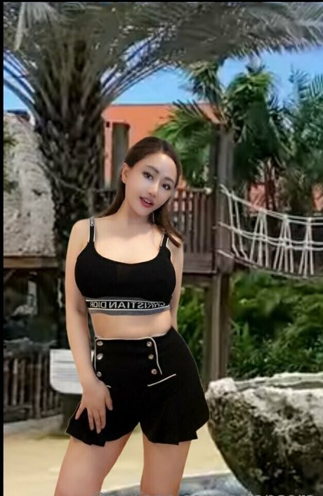 asiansora onlyfans posts