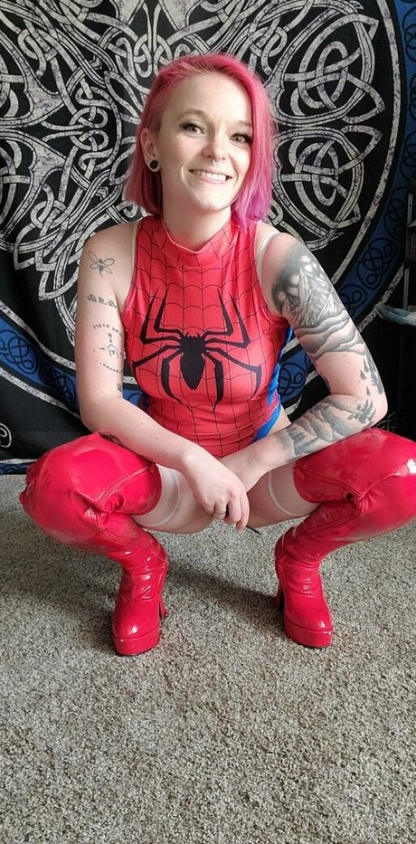 tatteasefree Profile pic