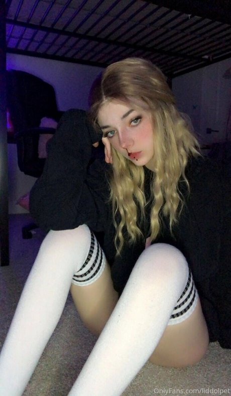 Little Pet onlyfans naked pics