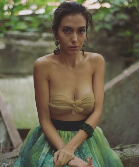 Asli Sevi onlyfans leak