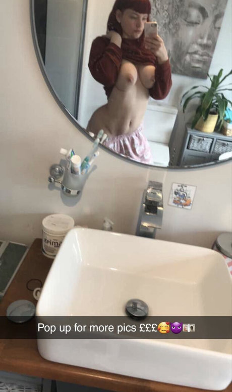 Emzii 50 topless onlyfans