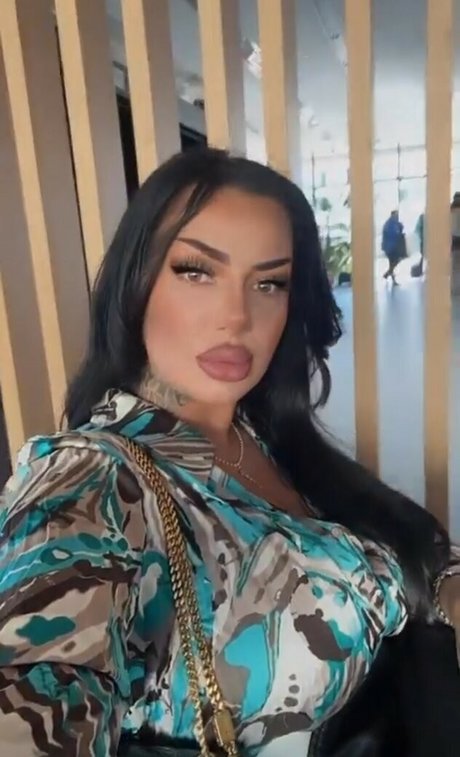 Kristina Karieva only fans naked