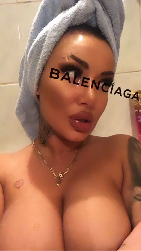 Kristina Karieva only fans pics