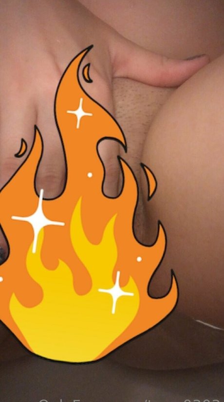 tmar0303 onlyfans leaked tits