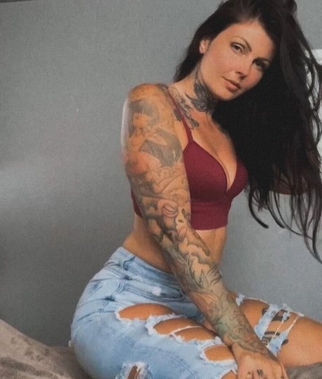 Recognise This Girl onlyfans creator