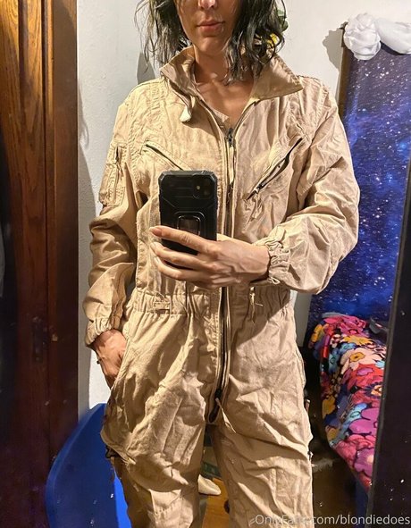 blondiedoes is on onlyfans