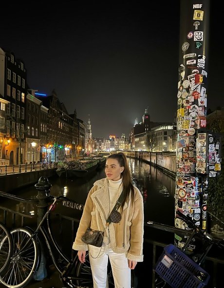 aleksandra queenie only fans sex