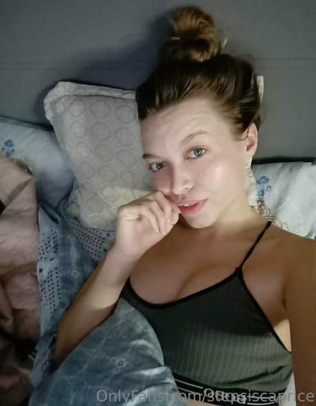 roxanne moore onlyfans naked leak