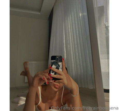 freerainbowsena leaked only fans