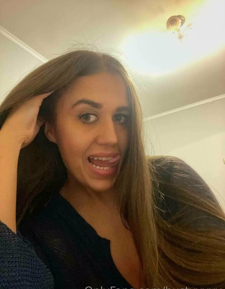bustyyyyy leaked only fans