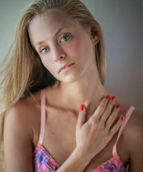 elabarkay leaked onlyfans