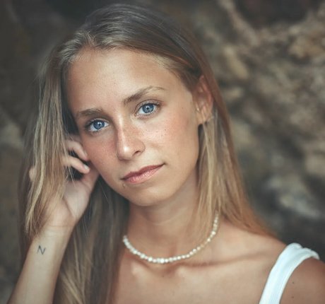 elabarkay nudes onlyfans leak