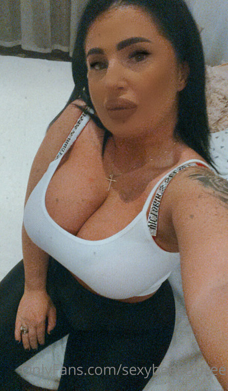 sexybeeea free onlyfans leak