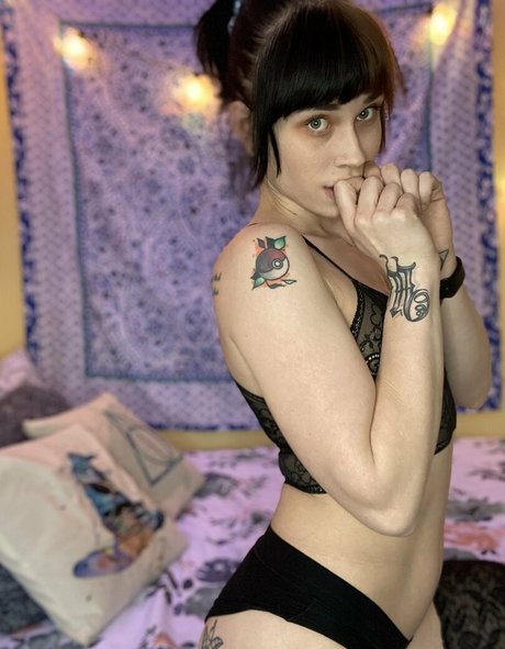 babybaphomet92 leaked only fans nudes