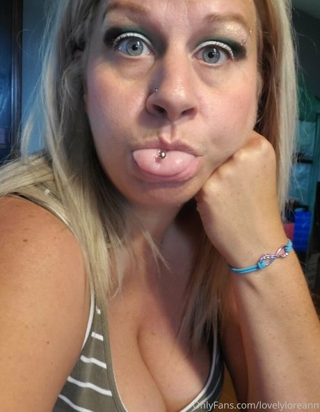 lovelyloreann porn onlyfans