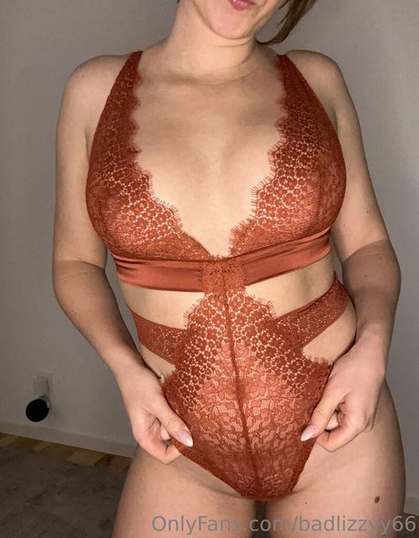 badlizzyy66 nude leaks onlyfans