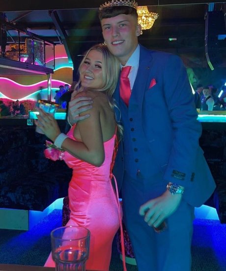 Laura Brophy tits onlyfans