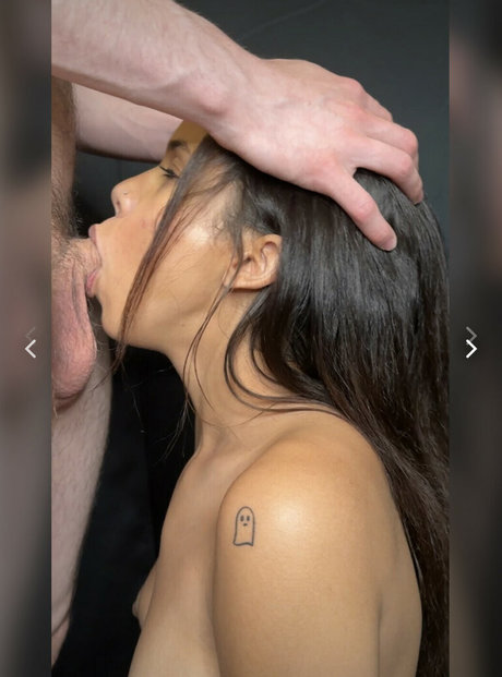 ittybittycutie02 onlyfans strip