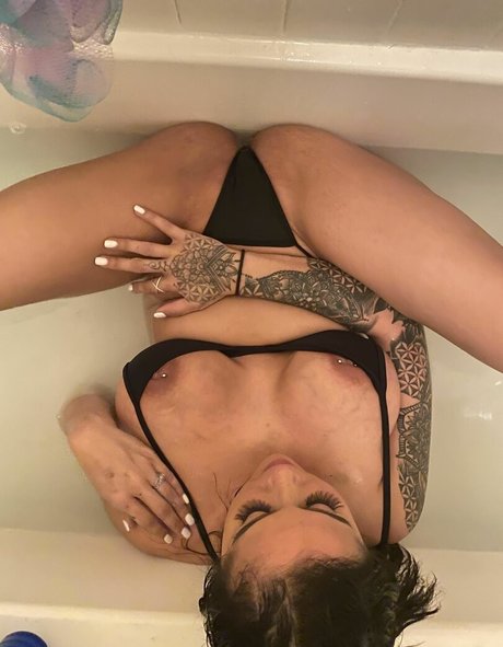 Sophiaola sexy onlyfans