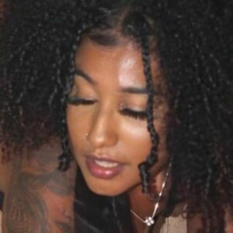 Rayanne Teles onlyfans hot