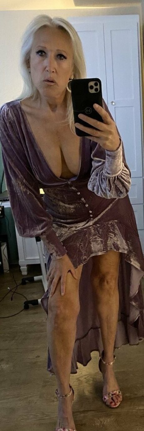 mamasuzie onlyfans nudes