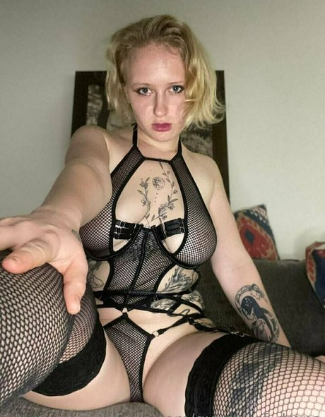 yui tyan onlyfans images