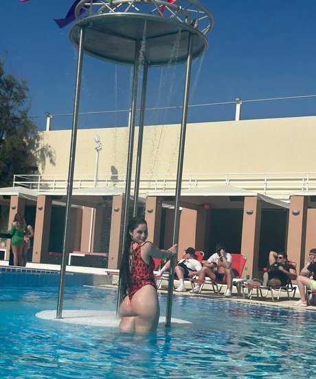 Izzy Lewis nude onlyfans porn