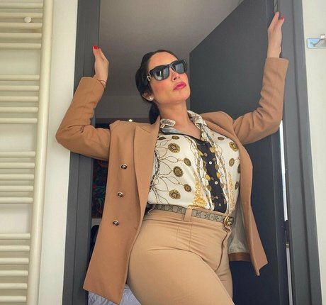 pnikitafr onlyfans leams