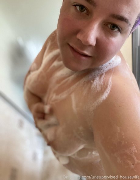 unsupervised housewife onlyfans nudes leaked