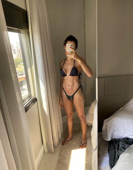 robertacortes onlyfans x