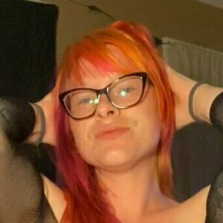 alaskanbarbie2 0 onlyfans boobs