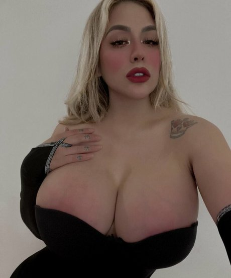 Fatima Segovia_ onlyfans desnuda