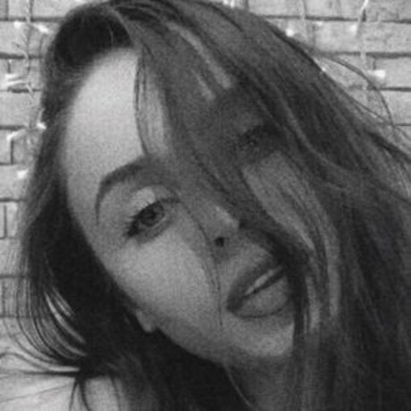 baeuty west anna onlyfans leajs