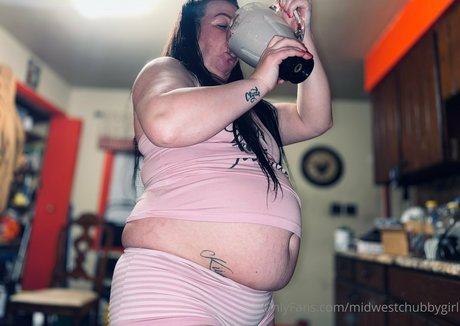 midwestchubbygirl onlyfans naked